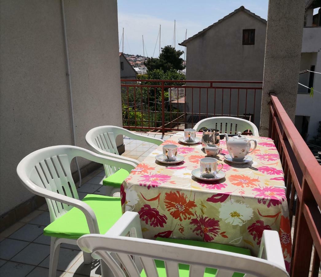 Apartman Juraga Apartment Murter Bagian luar foto