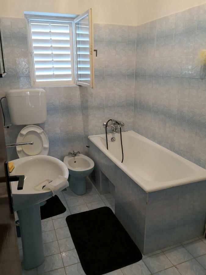 Apartman Juraga Apartment Murter Bagian luar foto